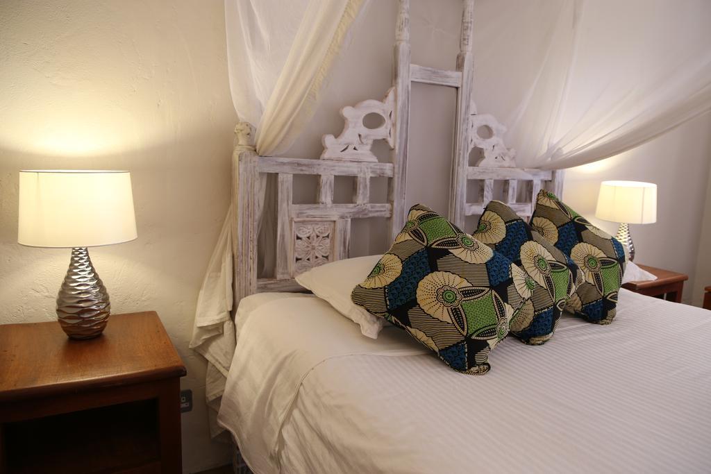 Wildebeest Eco Camp Hotel Nairobi Exterior photo